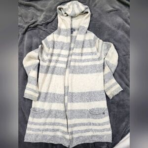 Eddie Bauer cardigan/sleepwear